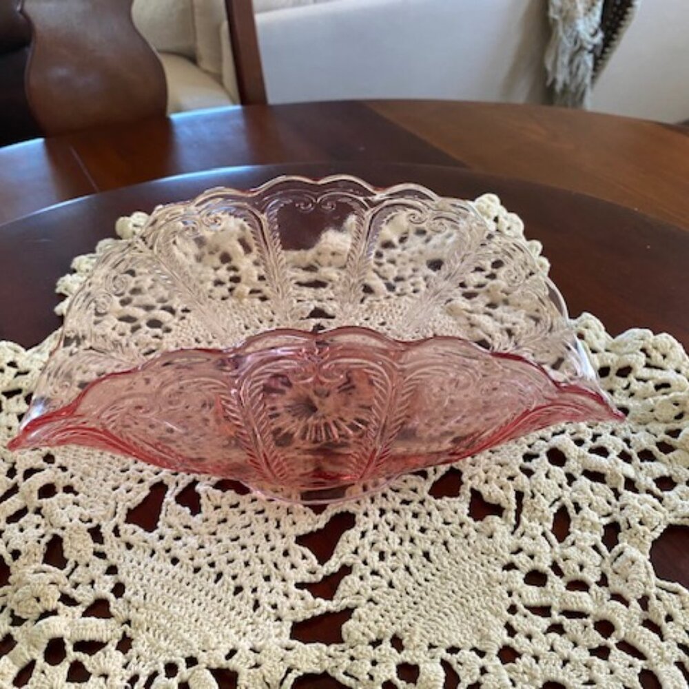 Vintage PINK BLUSH Handblown DEPRESSION GLASS Banana BOWL/Napkin Flatware Caddy